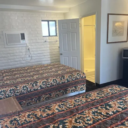 Cj Motel Rv Park